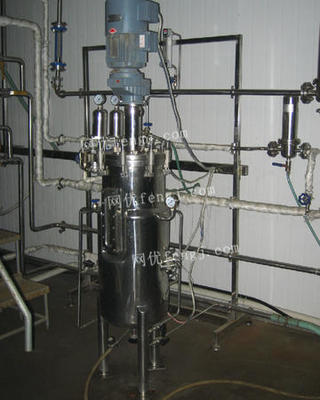 高價(jià)收購(gòu)二手化工設(shè)備、制藥設(shè)備、發(fā)酵罐